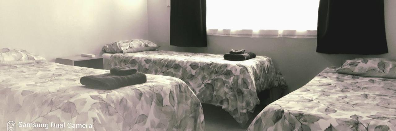 Aaron Court Motel Timaru Kültér fotó